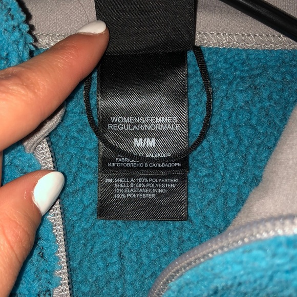 blue North Face zip up - Picture 4 of 4